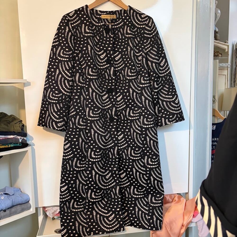 Vintage Nipon Lady Black White Embroidered Cutwork Statement Coat